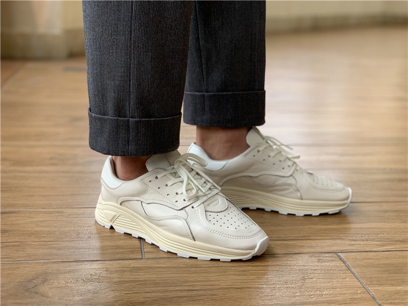 Sapatos casuais masculinos de  - Mens Fashion Chinos avaliação e preço