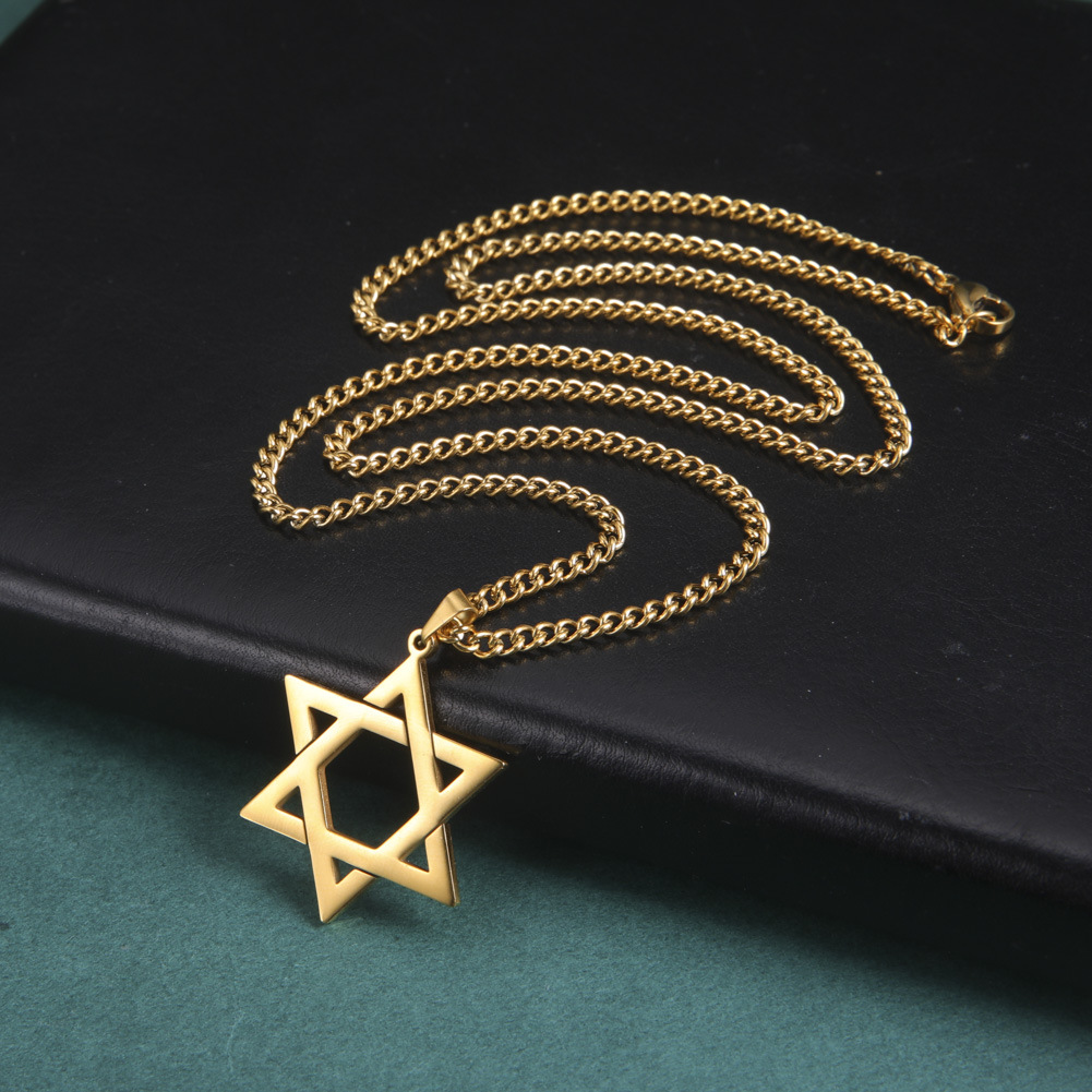 Colar com Pingente Estrela de  - Men'S Fashion Necklaces avaliação e preço